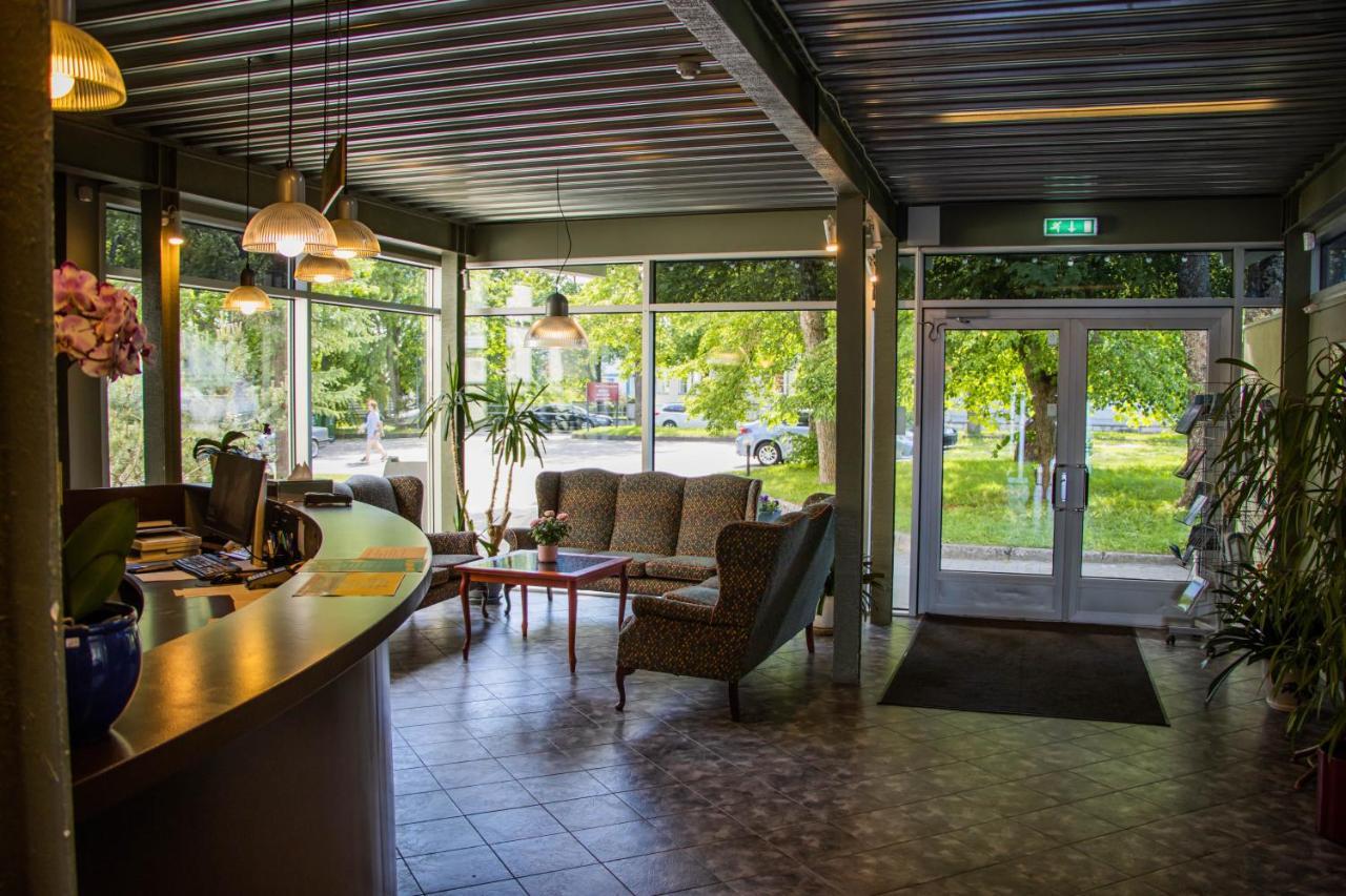 Hotel Promenaadi ฮัปซาลู ภายนอก รูปภาพ