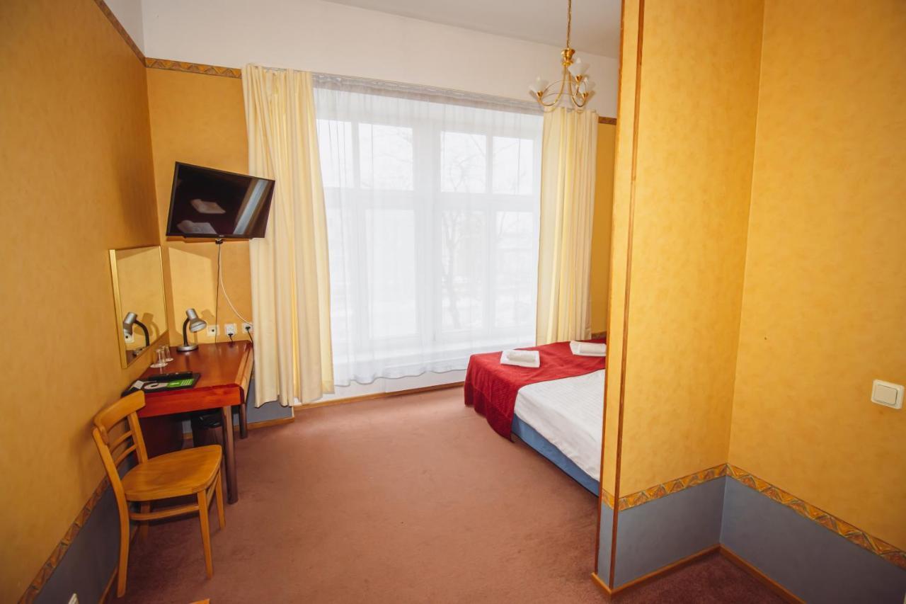 Hotel Promenaadi ฮัปซาลู ภายนอก รูปภาพ