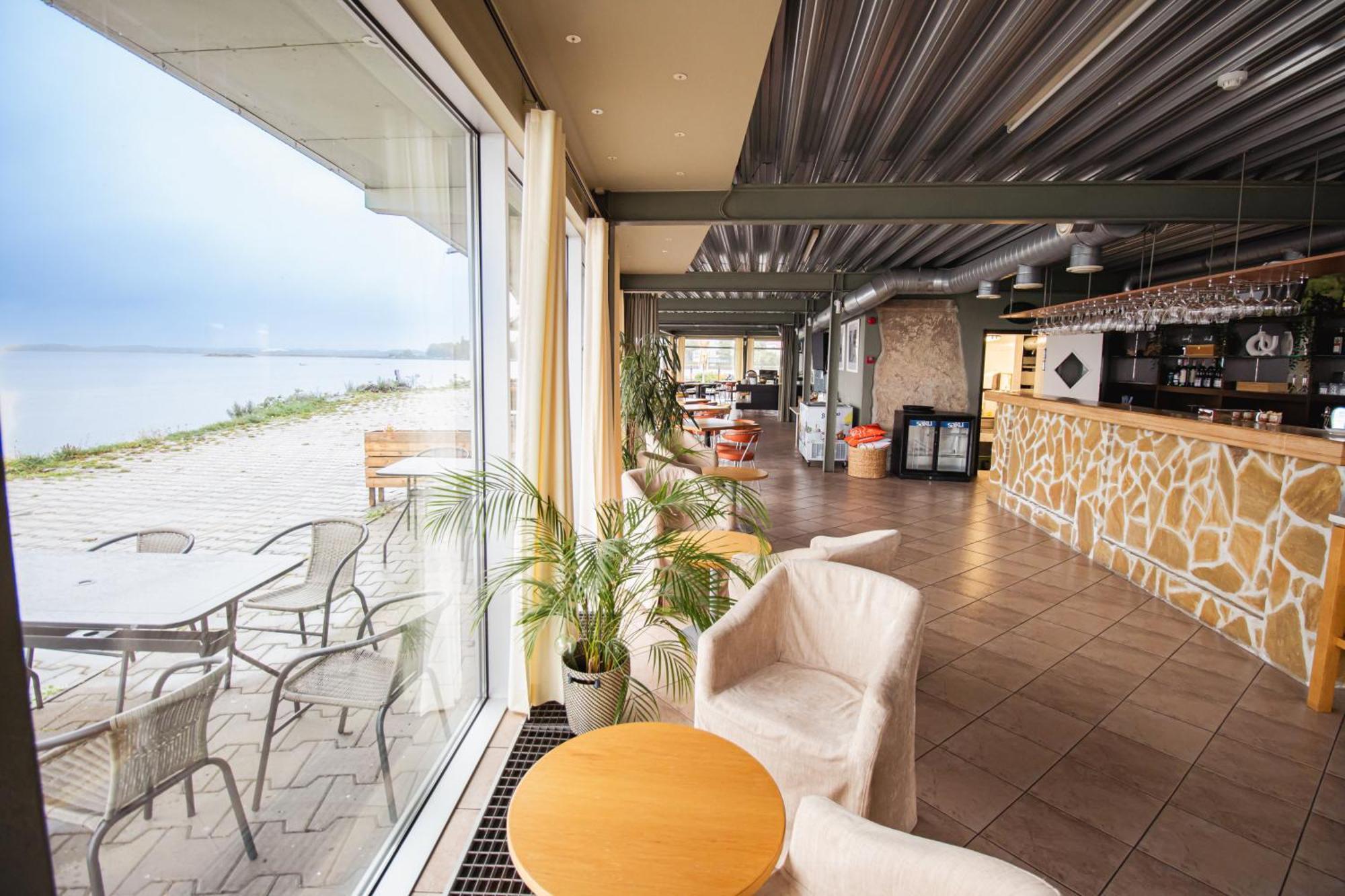Hotel Promenaadi ฮัปซาลู ภายนอก รูปภาพ