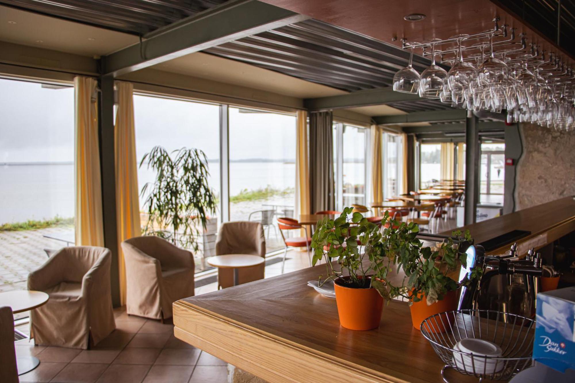 Hotel Promenaadi ฮัปซาลู ภายนอก รูปภาพ